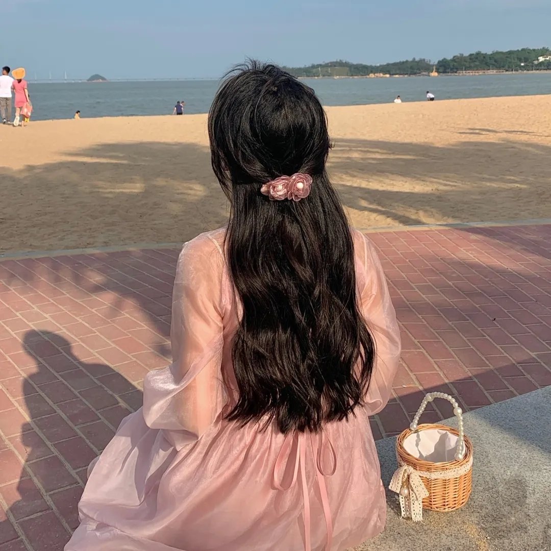 深郁之蓝